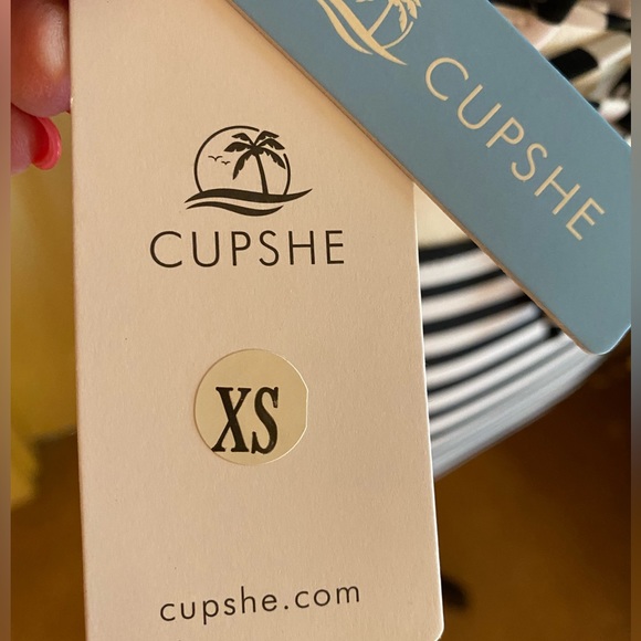 CUPSHE Bathing Suit  - XS -  NWT - Picture 15 of 15